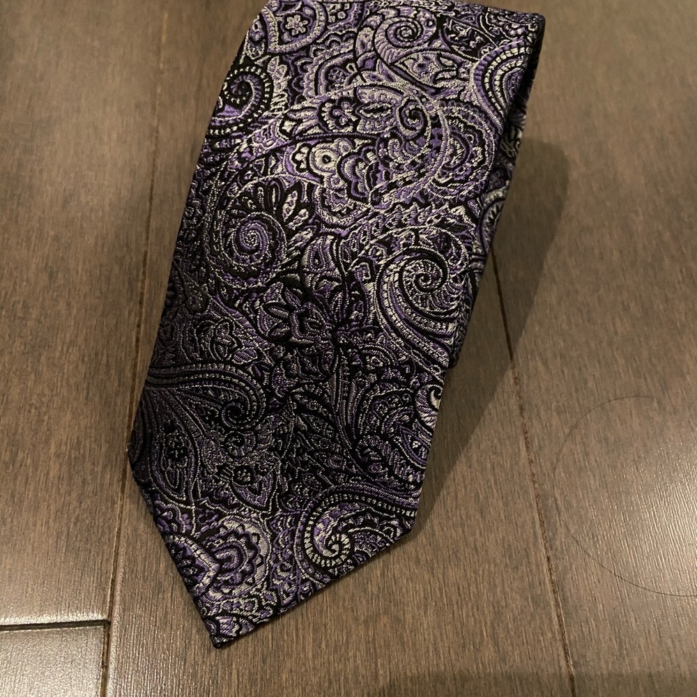 Inc Paisley Tie